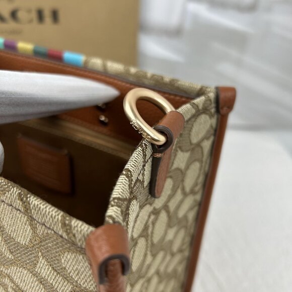 NWT Coach C5793 Dempsey Tote 40 In Signature Jacquard With Stripe And Patch - Picture 13 of 13